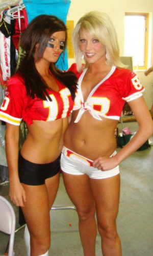 Kansas City Chief's cheerleading ladies